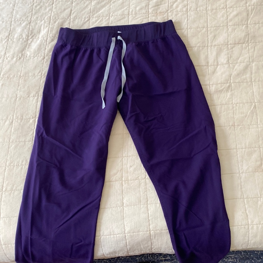 Figs Purple Scrub Pants, size M